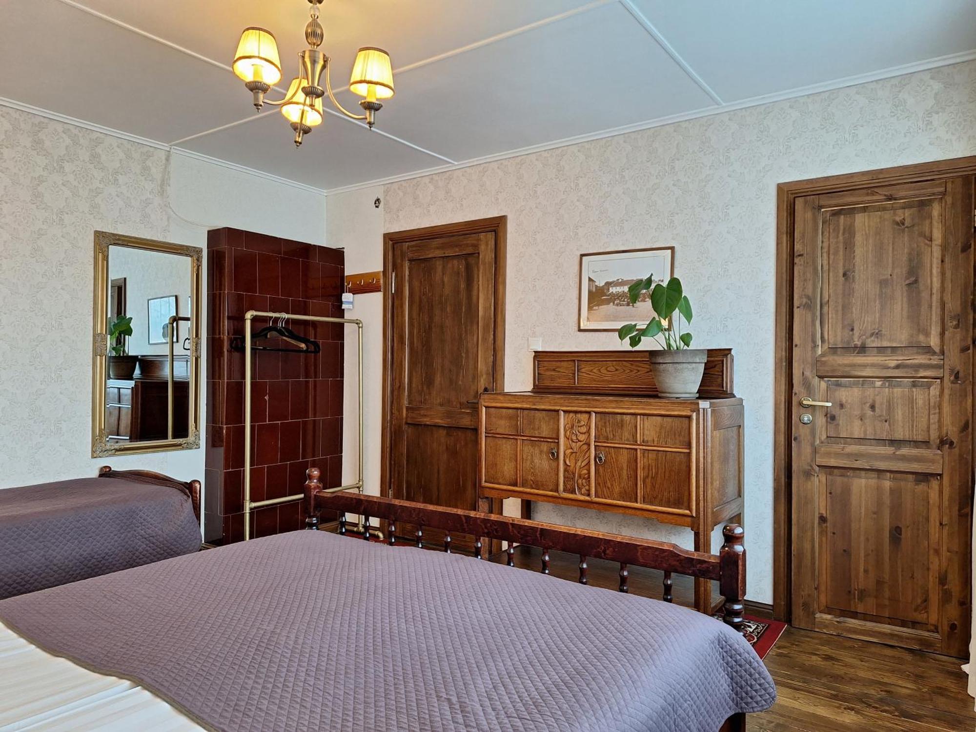 Kraavi Guest Hostel Kuressaare Exterior photo
